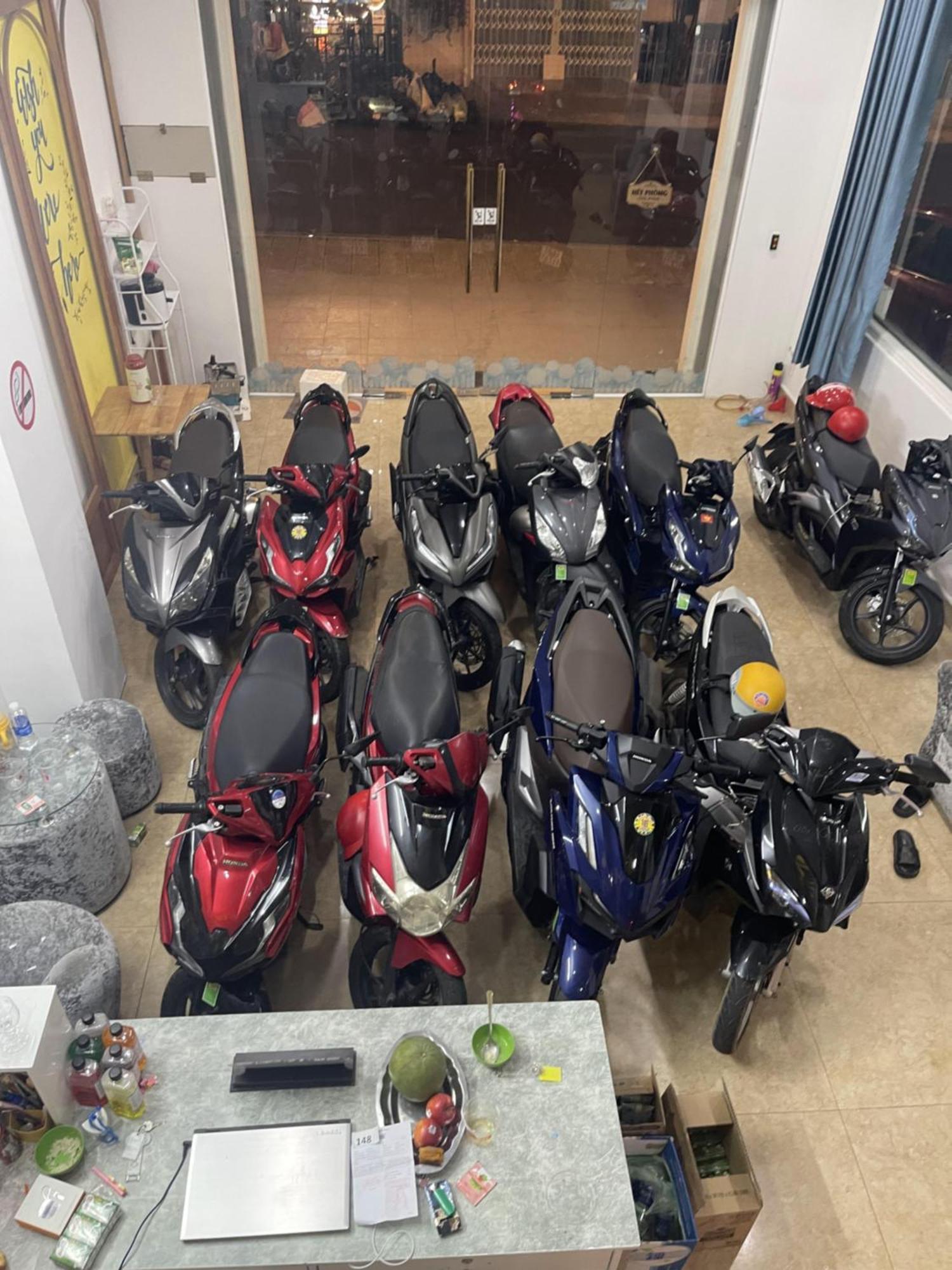 Na Ni Hotel Dalat Luaran gambar