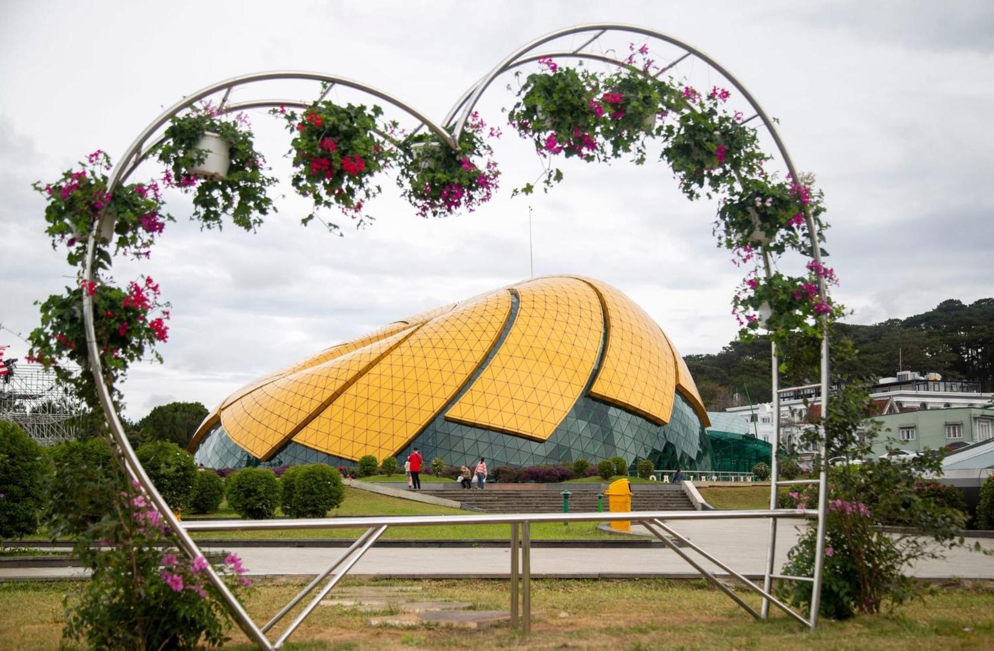 Na Ni Hotel Dalat Luaran gambar